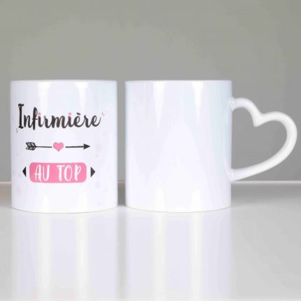 TASSE COEUR PERSONNALISÉE INFIRMIÈRE AU TOP